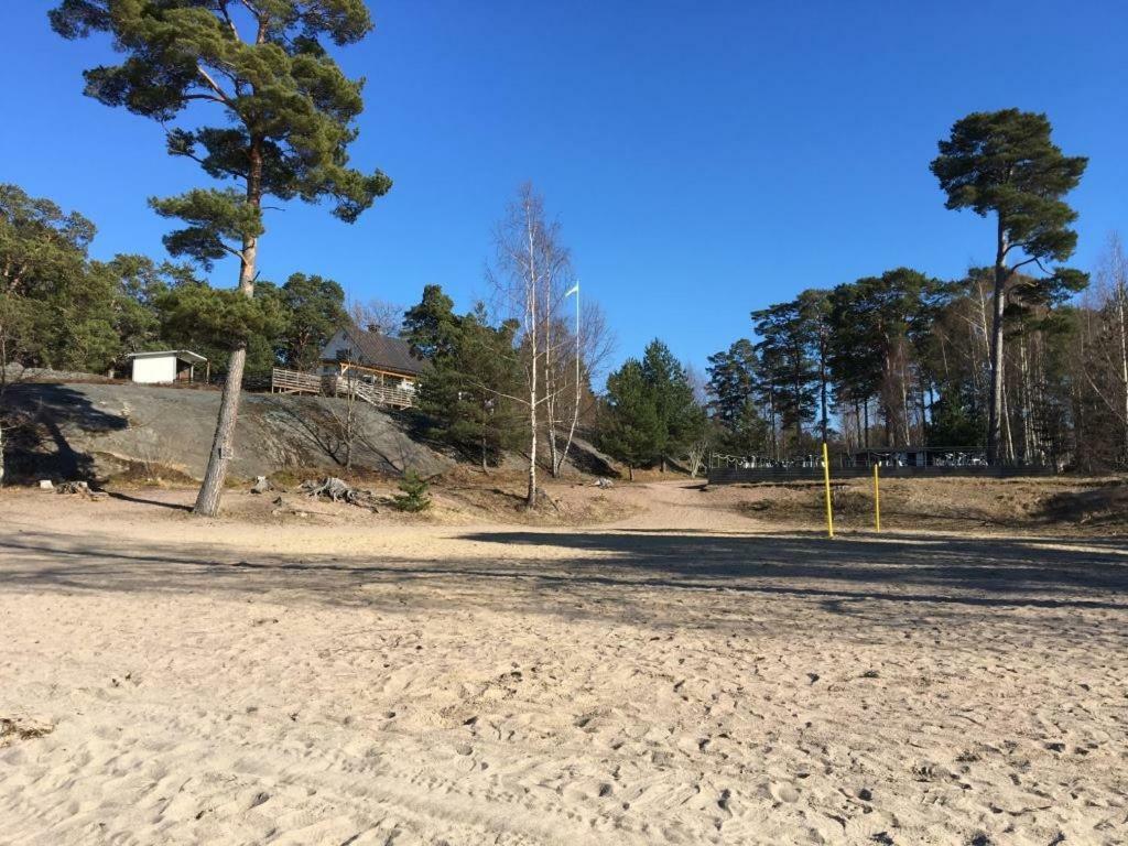 Вилла Vita Grindarna / Djuroe Havsbad Djurhamn Экстерьер фото